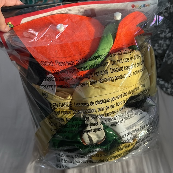 Bowser Mask and inflatable shell- adult sized - Picture 3 of 3